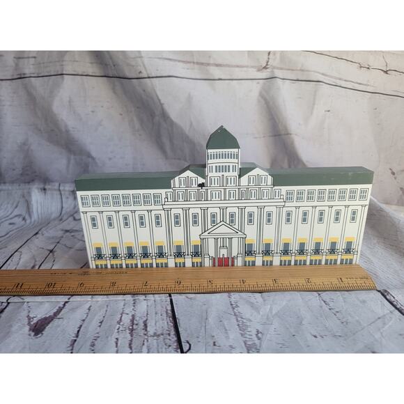 Cats Meow Grand Hotel Mackinac Island Michigan - Picture 5 of 6